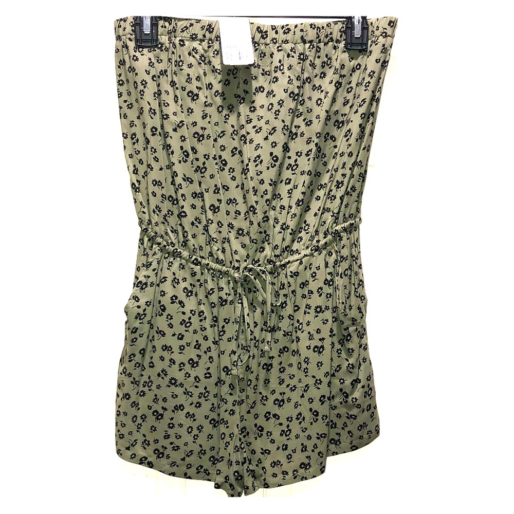 Forever 21 Romper with pockets.